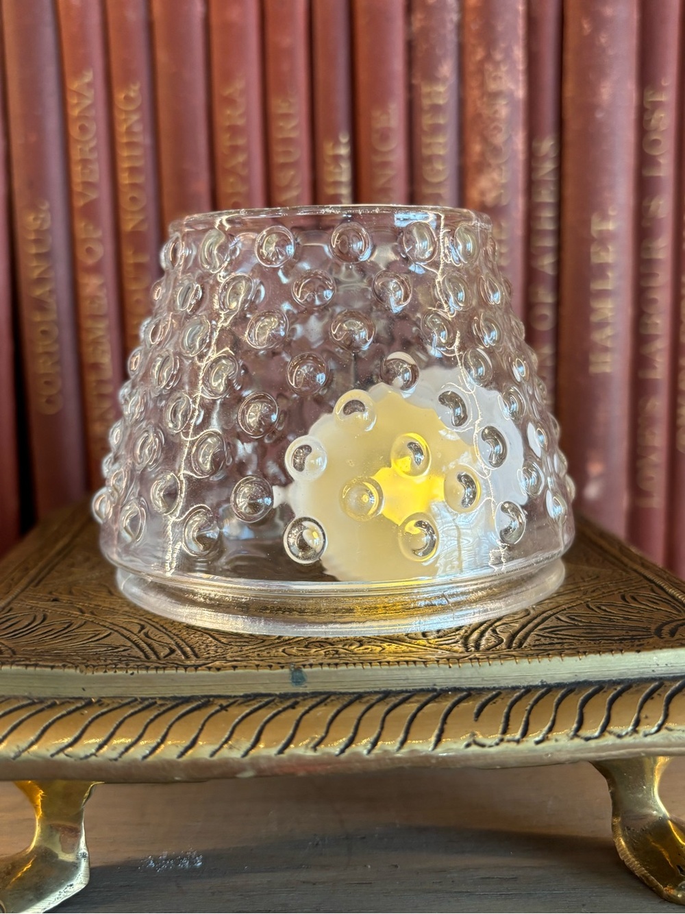 Avon White Hobnail Pedestal Fairy Lamp with Clear Hobnail Shade - Picture 9 of 13